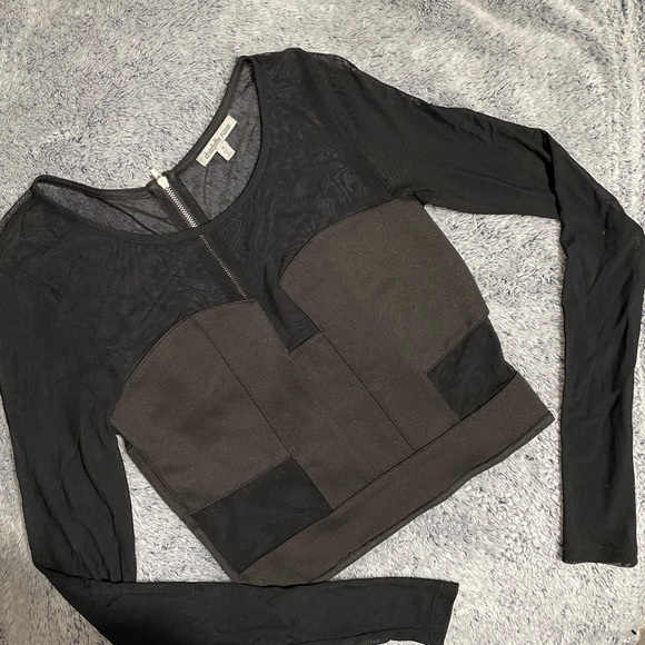 Sheer black long sleeve - Picture 3 of 5